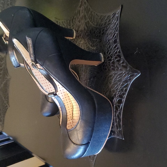 BAIT "Petra" High Heels - Picture 4 of 7